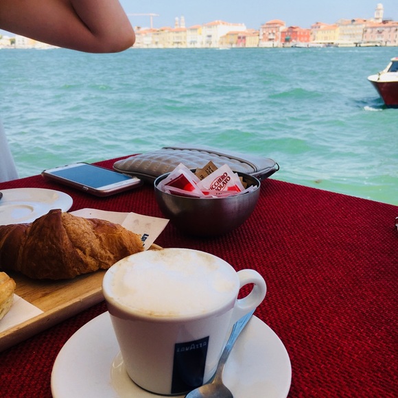 Meet your Posher, Kersti - Picture 6 of 8